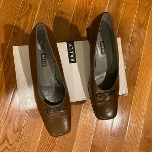 Bally Women's Shoes Size 9